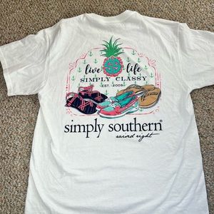 Medium Simply Southern white T-shirt